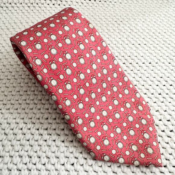 Vineyard Vines Martha's Handpicked Shep Ian Salmon Pink Tee Time Clocks Golf Tie - Picture 1 of 8